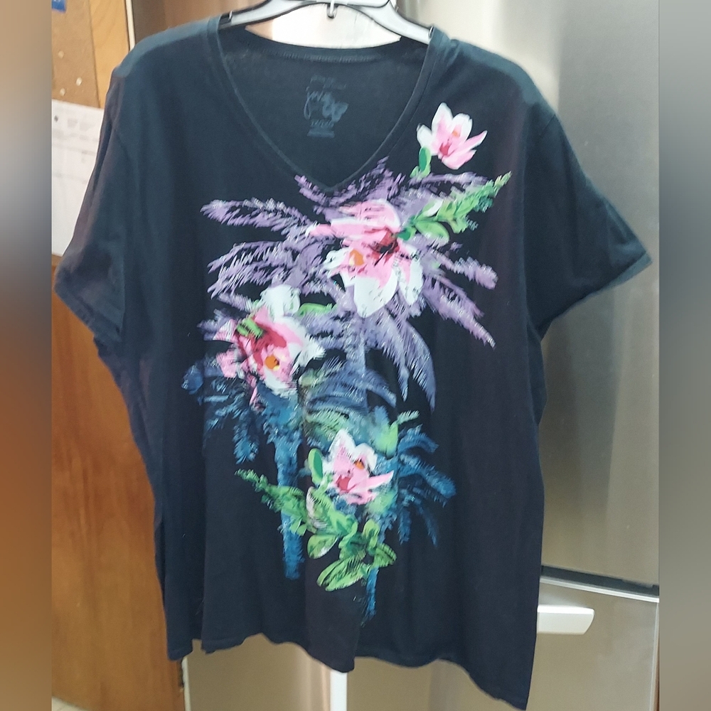 Womans Just My Size Graphic Tee Shirt Plus Size 2XL Black Floral Print